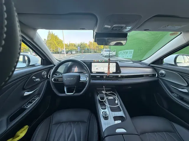 Chery Arrizo 8 — Фото автомобиля 9