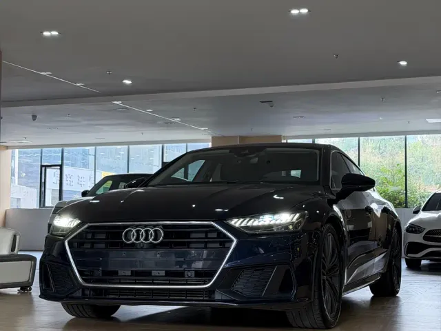 Фотография автомобиля — Audi A7