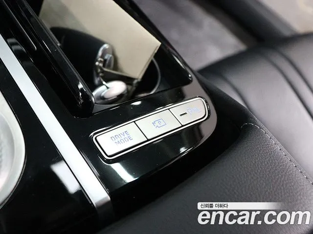 Genesis G80 Бензин 2.5 турбо AWD — Фото автомобиля 10