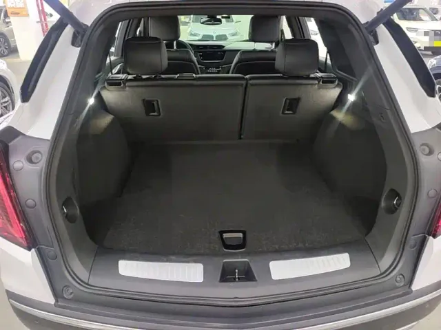 Cadillac XT5 — Фото автомобиля 18