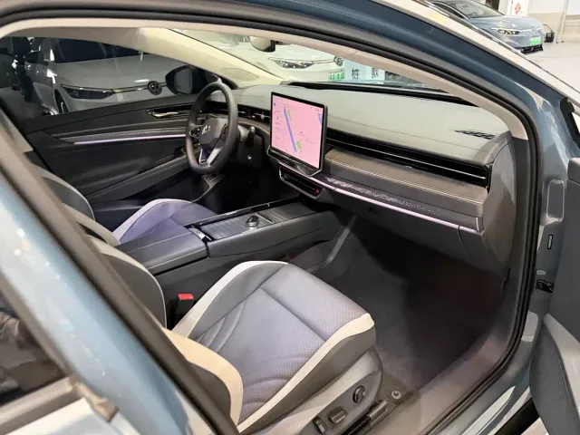 Volkswagen ID.7 Vizzion — Фото автомобиля 11