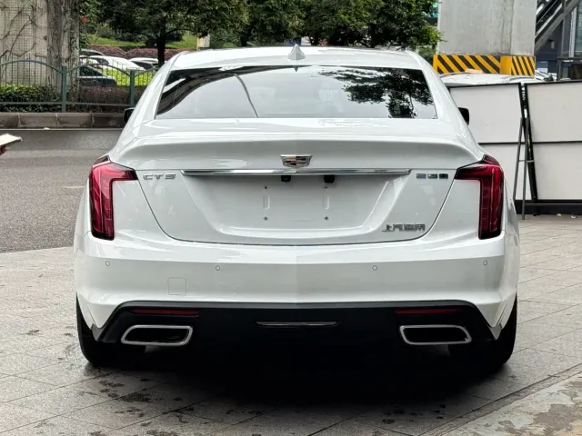 Cadillac CT5 — Фото автомобиля 18