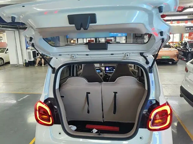 Wuling Hongguang Mini EV — Фото автомобиля 18