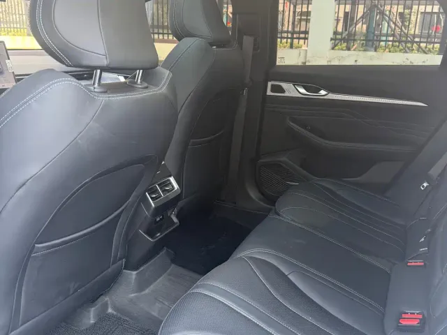 Geely Xingrui — Фото автомобиля 5