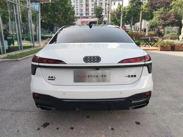 Audi A6L — Фото автомобиля 5