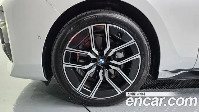 BMW 7 Series G70 — Фото автомобиля 5