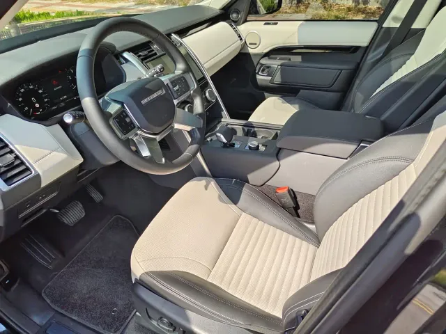 Land Rover Discovery — Фото автомобиля 27