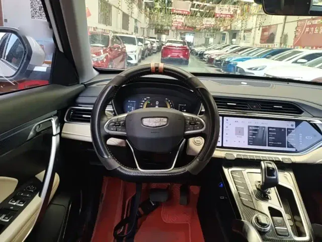 Geely Boyue — Фото автомобиля 10