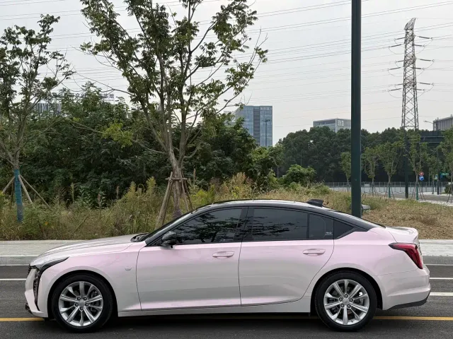 Cadillac CT5 — Фото автомобиля 8