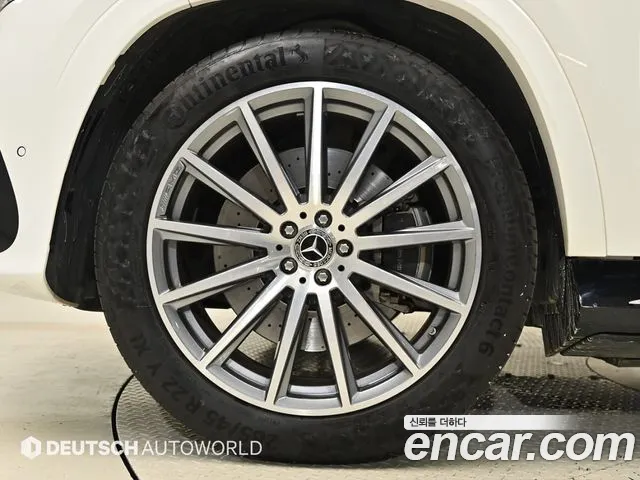 Mercedes-Benz GLS-Class — Фото автомобиля 5