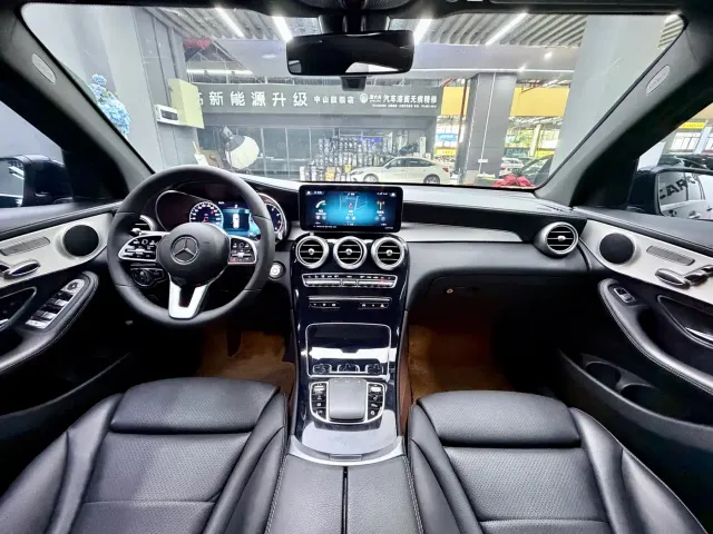 Mercedes-Benz GLC-Class — Фото автомобиля 10