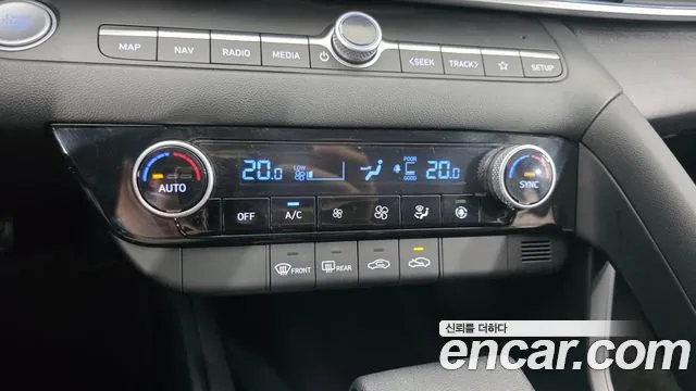 Hyundai Avante CN7 — Фото автомобиля 17
