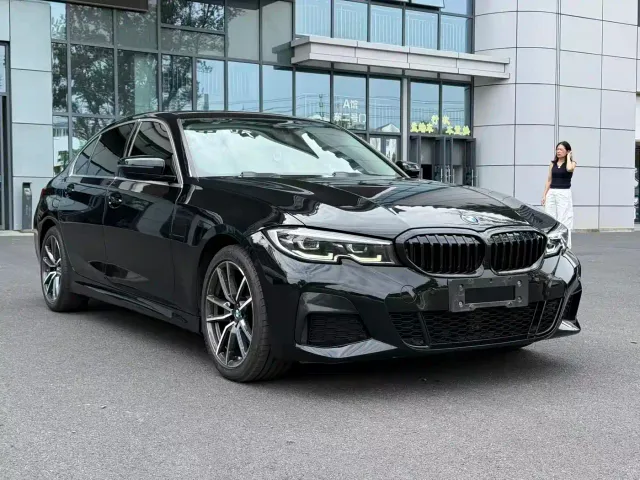 BMW 3 Series — Фото автомобиля 3