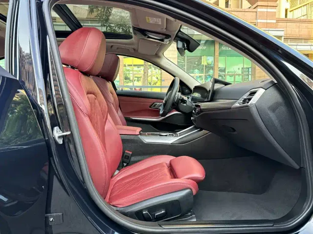 BMW 3 Series — Фото автомобиля 27