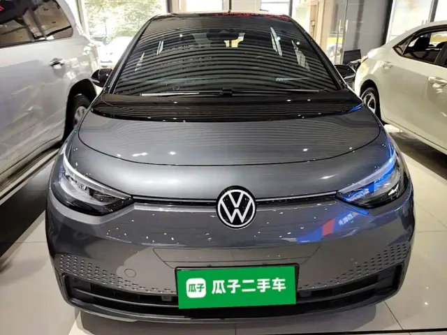 Volkswagen ID.3 — Фото автомобиля 2