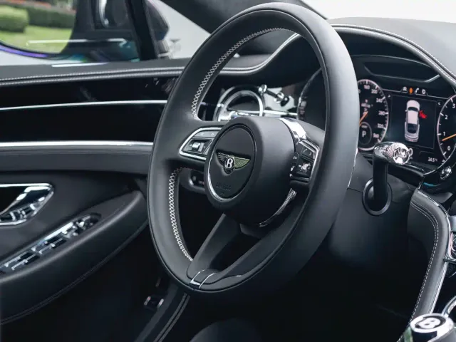 Bentley Continental — Фото автомобиля 24