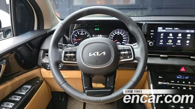 Kia Canival Carnival 4 поколение Бензин 9 мест Noblesse — Фото автомобиля 3