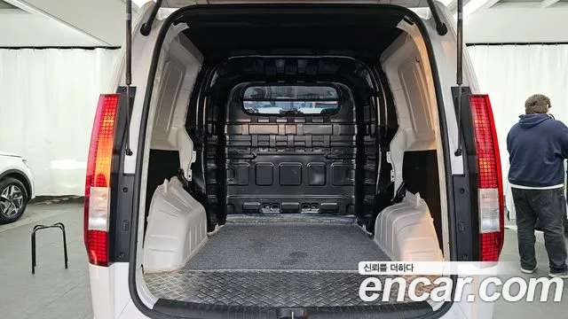 Hyundai Staria Staria Карго 5 мест — Фото автомобиля 20