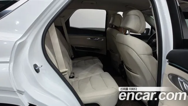 Genesis GV70 2.5T Бензин 2WD — Фото автомобиля 10
