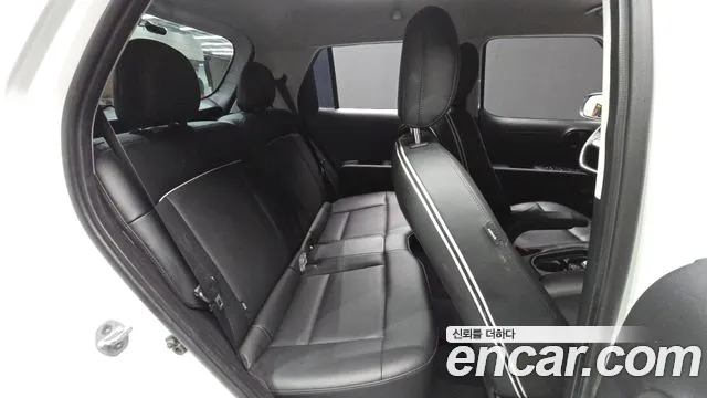 Hyundai Casper — Фото автомобиля 12