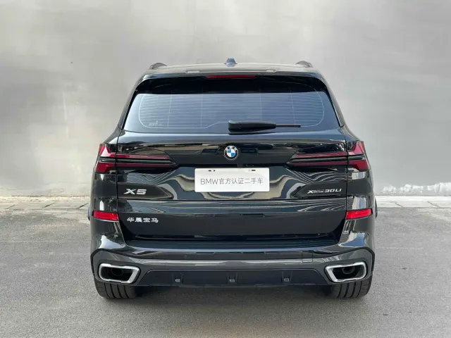 BMW X5 — Фото автомобиля 12