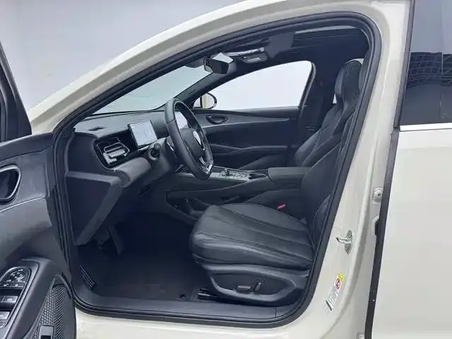 BYD Seal 06 — Фото автомобиля 13