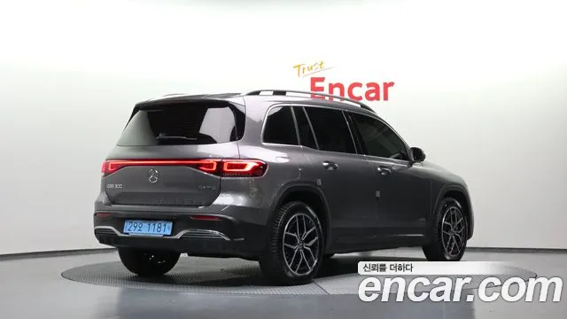 Mercedes-Benz EQB X243 — Фото автомобиля 2
