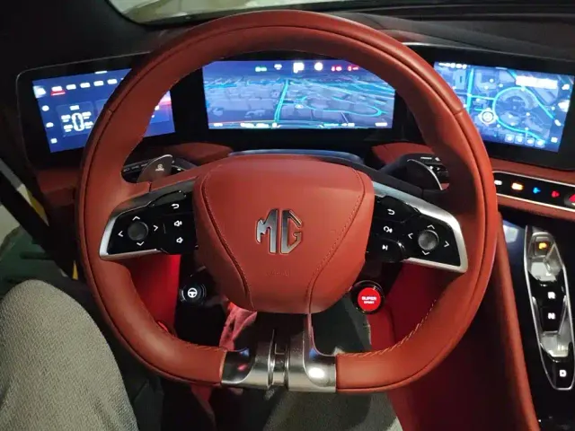 MG MG Cyberster 2024 520km Legend AWD Red Canopy Edition — Фото автомобиля 14