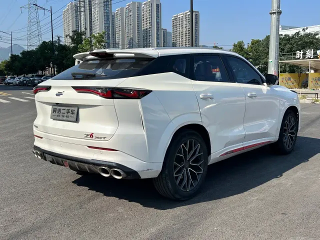 Changan Z6 — Фото автомобиля 7
