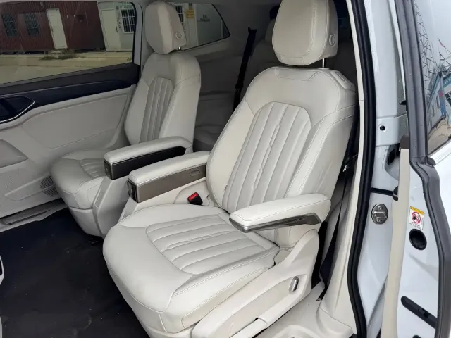 Volkswagen Viloran 2024 330TSI Luxury Edition — Фото автомобиля 5