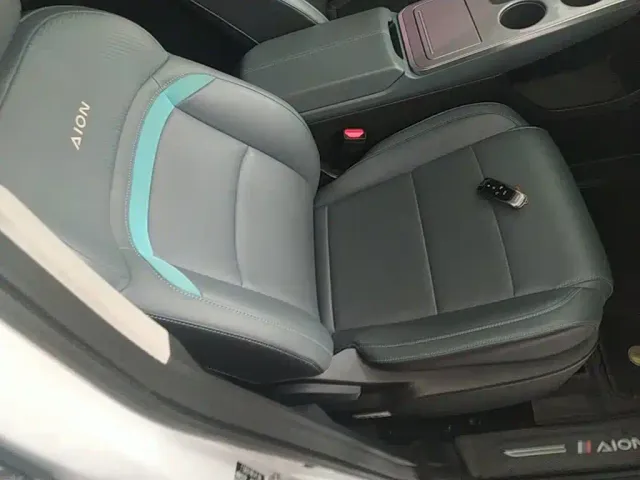 GAC Aion Y — Фото автомобиля 24