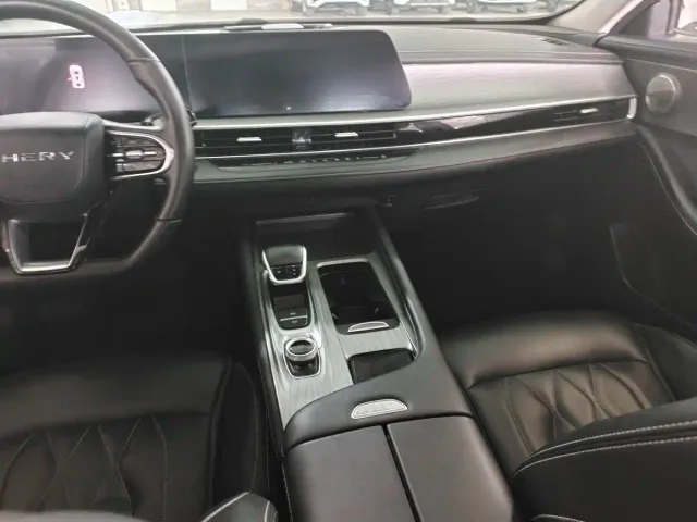 Chery Arrizo 8 — Фото автомобиля 5
