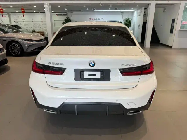 BMW 3 Series — Фото автомобиля 5