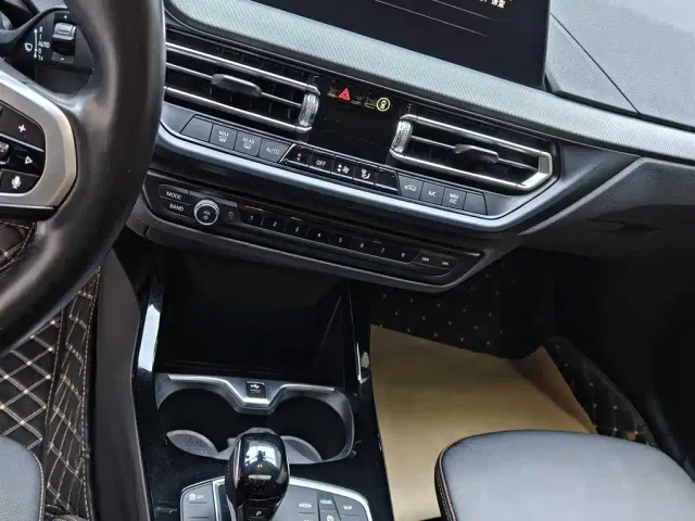 BMW 2 Series — Фото автомобиля 16