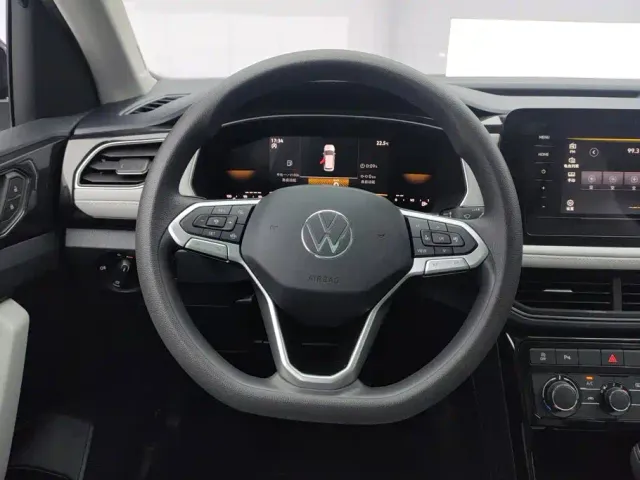 Volkswagen Tharu — Фото автомобиля 15