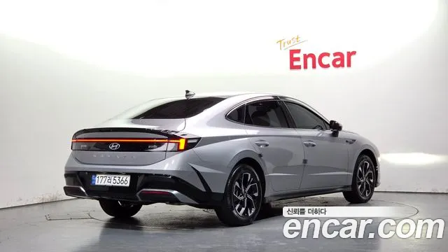 Hyundai Sonata — Фото автомобиля 2