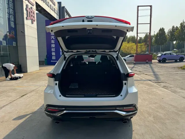 Toyota Venza — Фото автомобиля 12