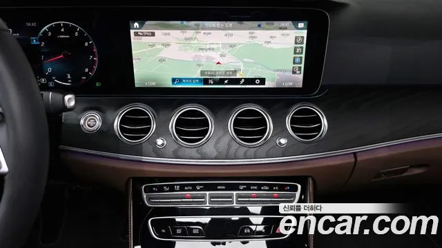 Mercedes-Benz E-Class W213 — Фото автомобиля 12