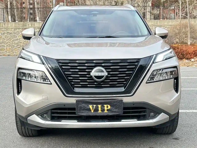 Nissan X-Trail — Фото автомобиля 2