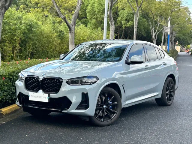Фотография автомобиля — BMW X4