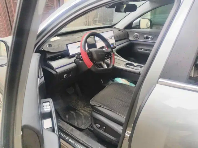 Chery Fengyun Fengyun T8 2025 Model 1.5T 130km Luxury 5-Seater — Фото автомобиля 8