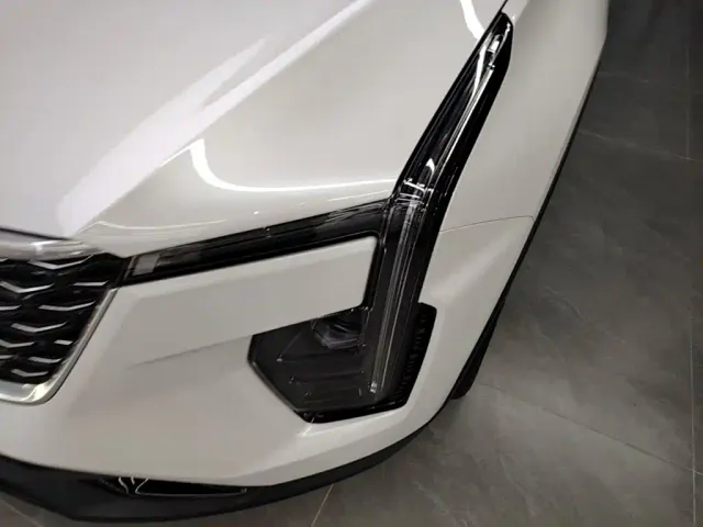 Cadillac XT4 — Фото автомобиля 23