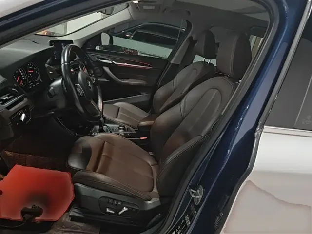 BMW X1 — Фото автомобиля 14