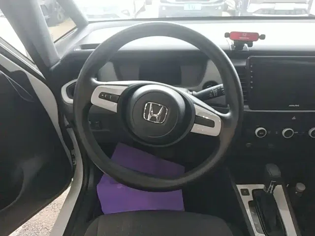 Honda Fit — Фото автомобиля 6