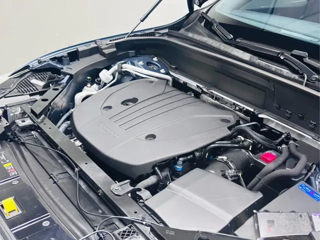 Volvo XC60 — Фото автомобиля 18