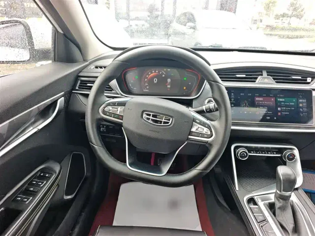 Geely Binrui — Фото автомобиля 3