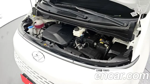 Hyundai Staria Staria 4WD Tourer 9 мест — Фото автомобиля 6