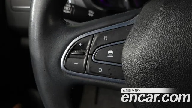 Renault-KoreaSamsung QM6 Новый QM6 2.0 LPe RE Signature 2WD — Фото автомобиля 16