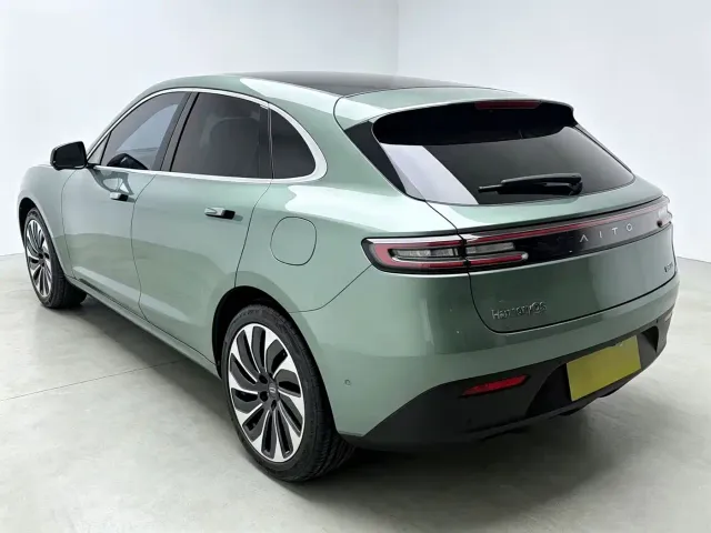 Aito M5 — Фото автомобиля 4