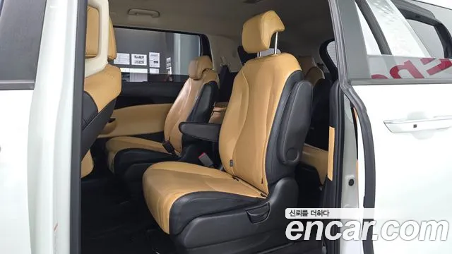 Kia Carnival 4th Gen — Фото автомобиля 17